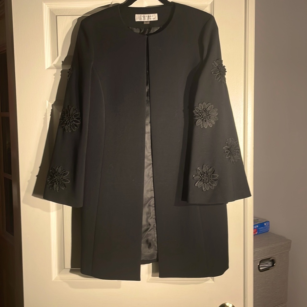 Women’s black longer suit jacket
